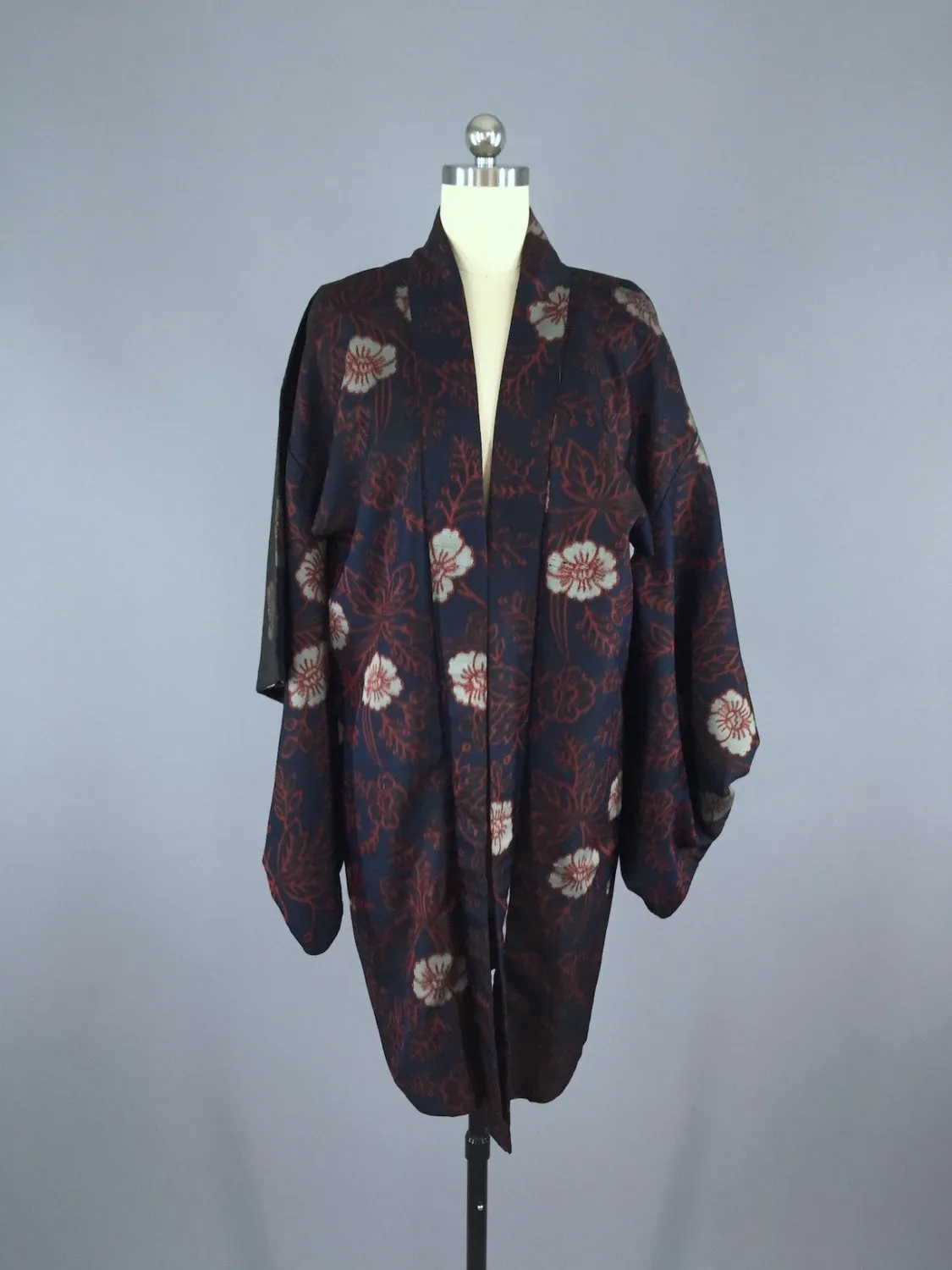 1980s Vintage Haori Kimono Cardigan / Navy and Red Floral Print