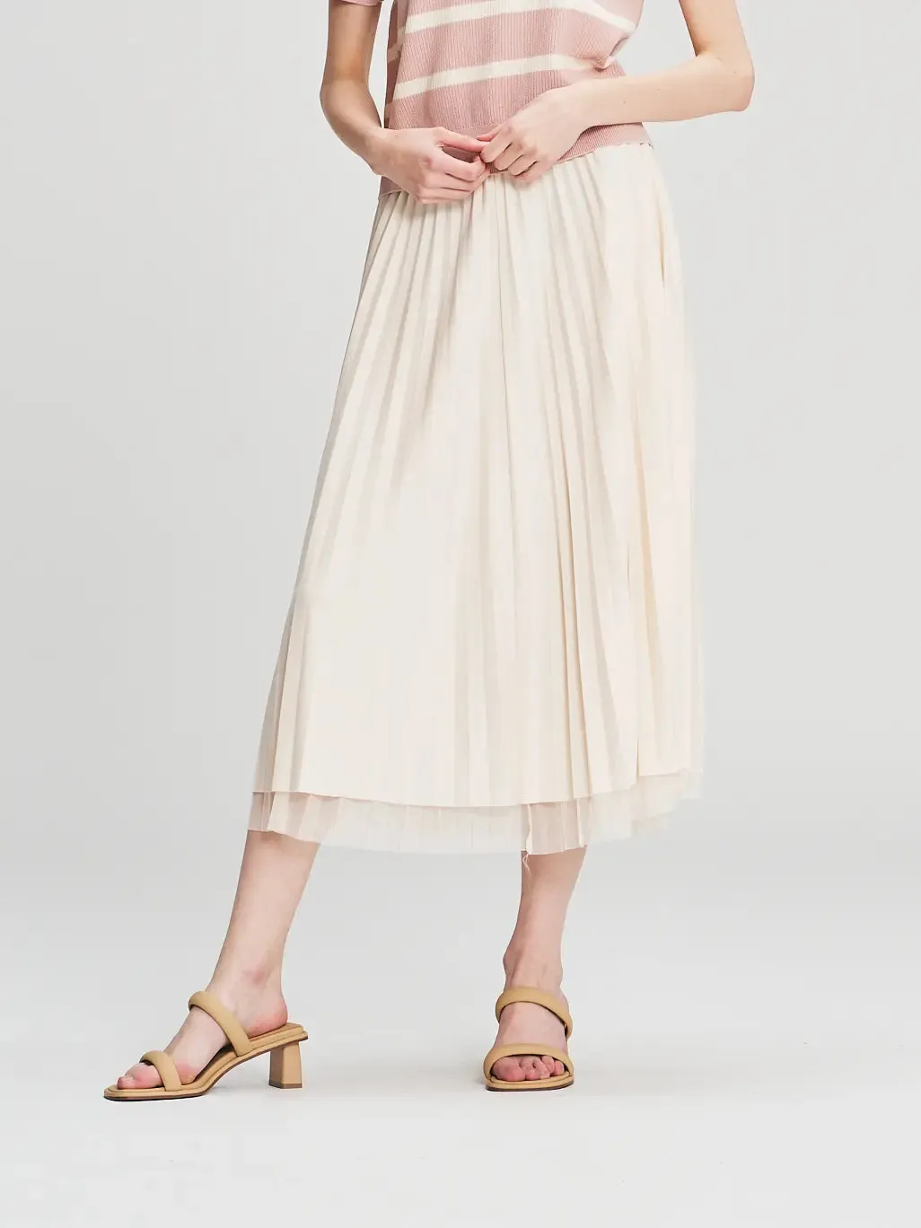 205519 Reversible Pleated Skirt