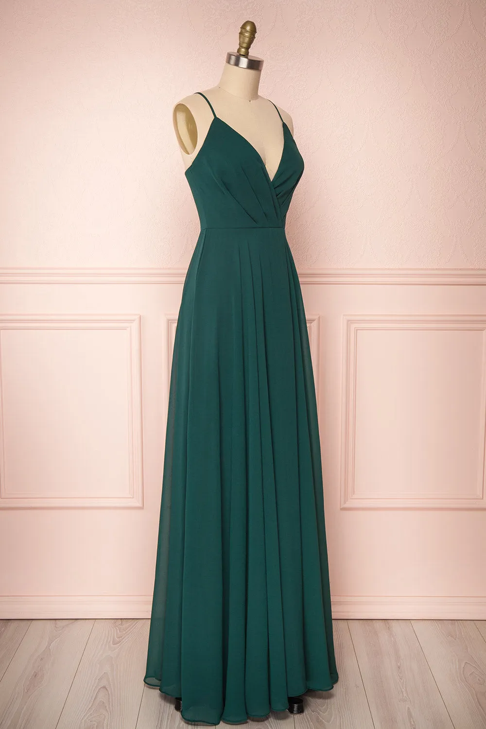 Aelis Green | Pleated Plunging V-Neckline Gown