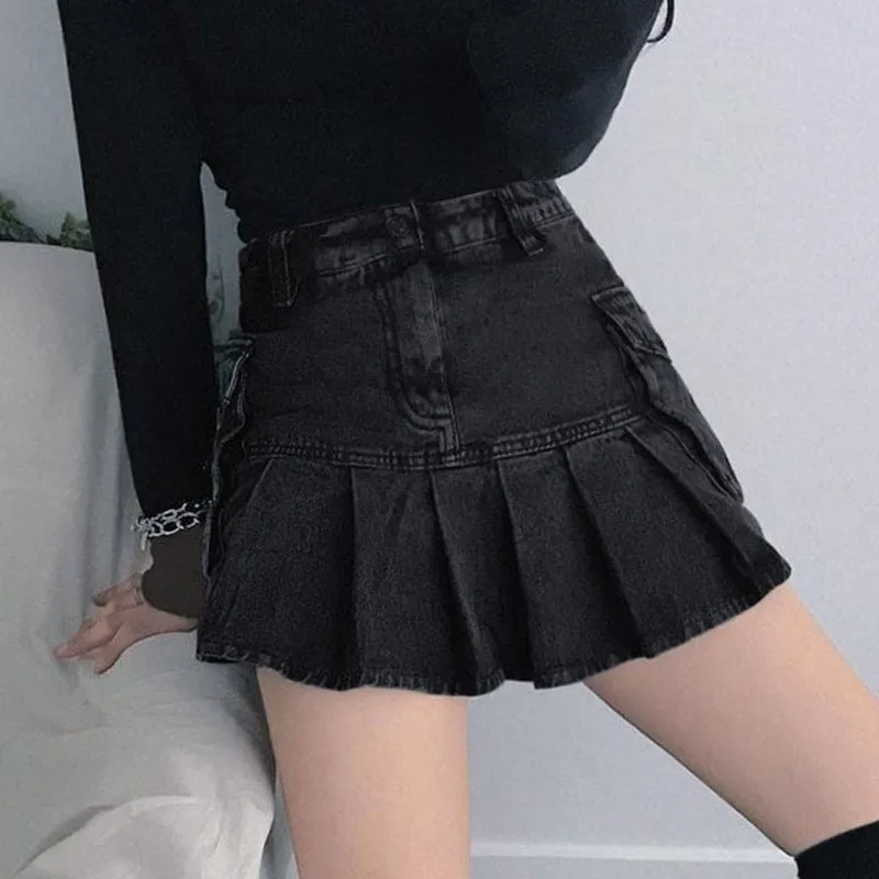 Cargo Side Pocket Belt Loop Pleated Denim Mini Skirt