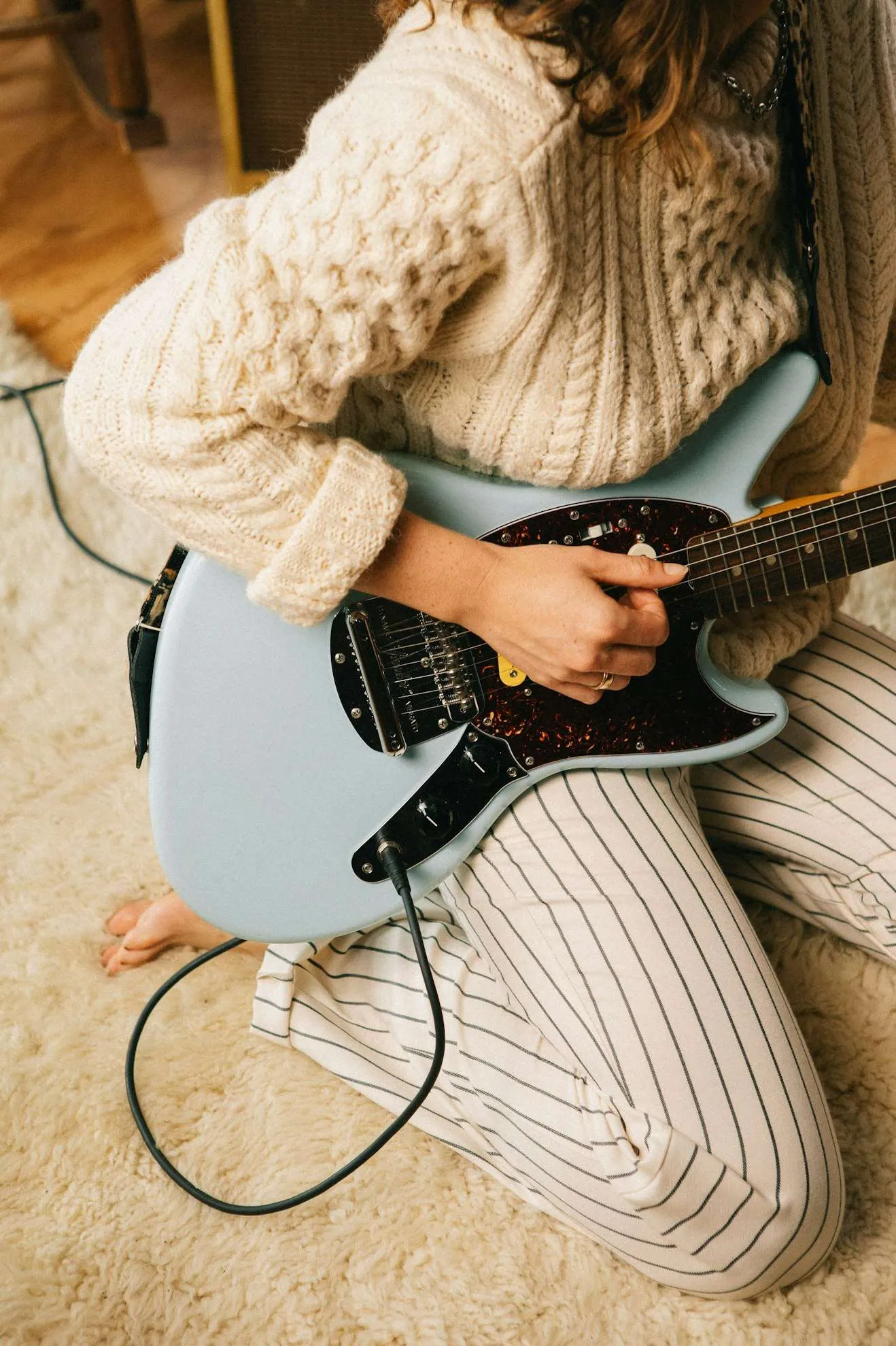 Classic Fisherman Cable Knit Sweater - Oatmeal