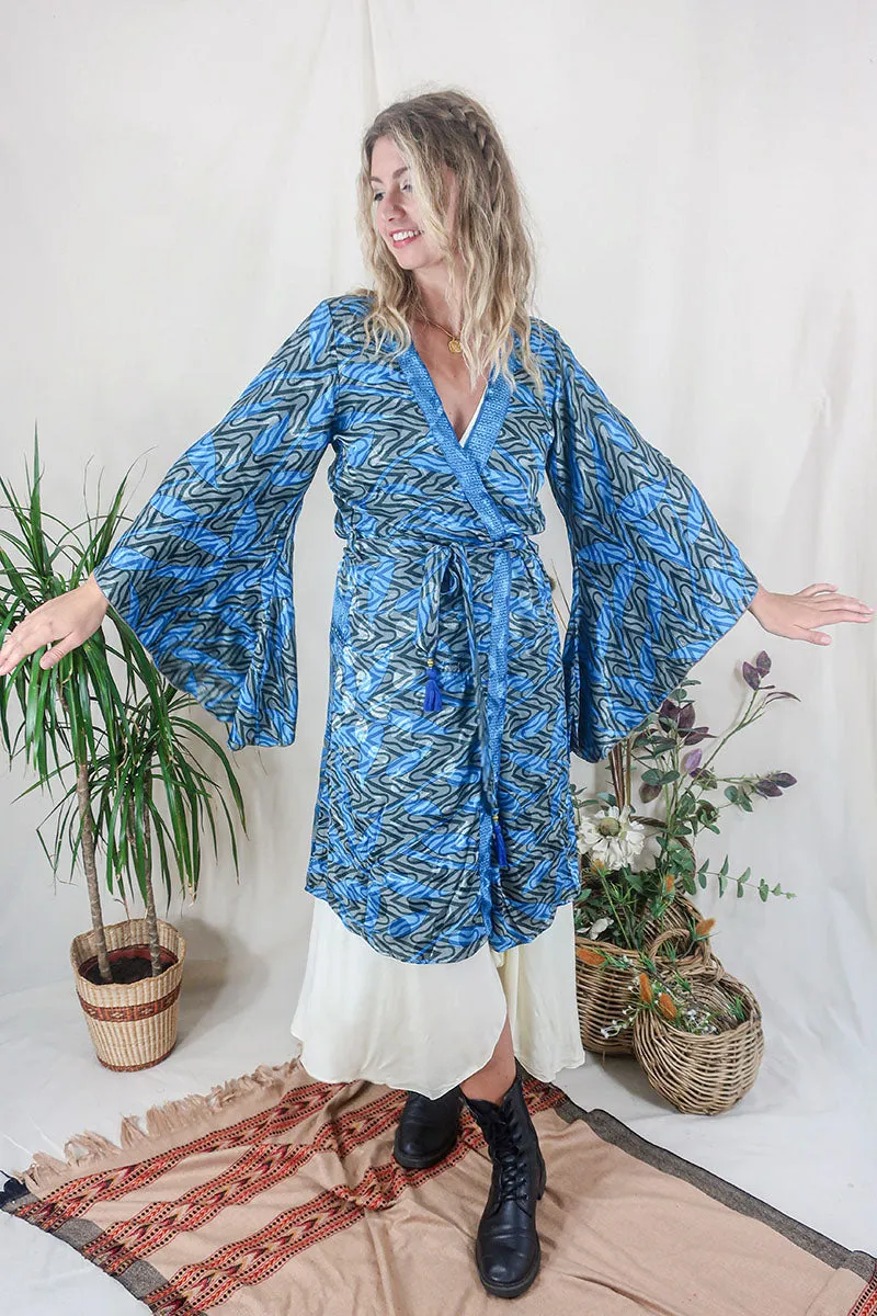 Gemini Kimono - Blue Lagoon Waves - Vintage Indian Sari - Size M/L