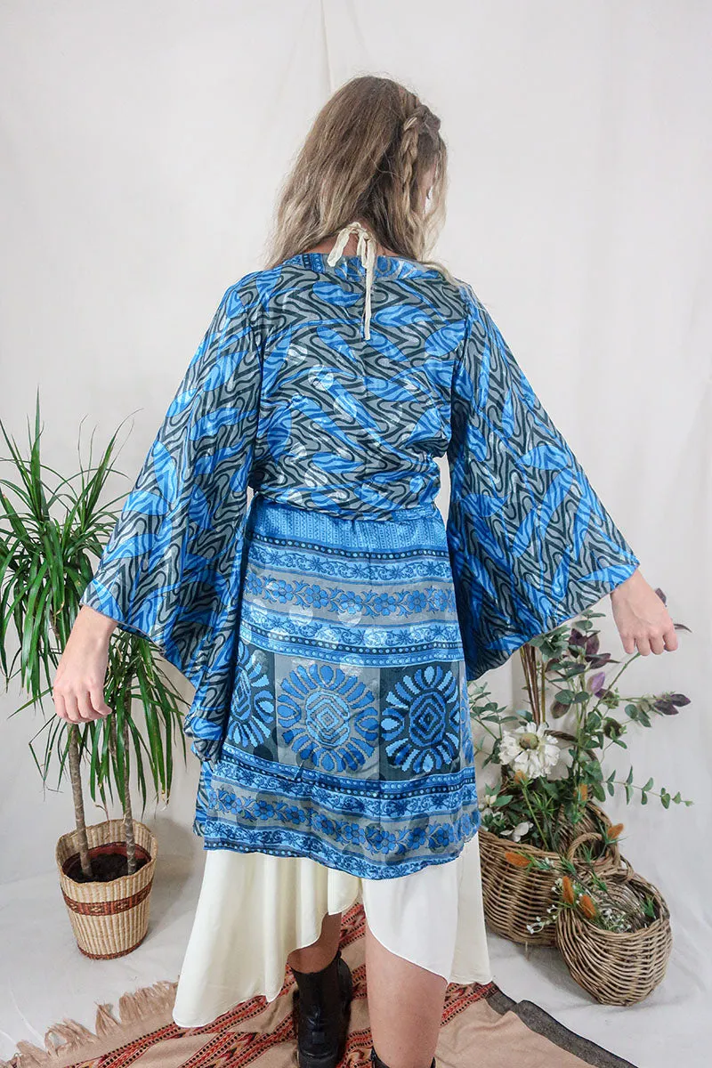 Gemini Kimono - Blue Lagoon Waves - Vintage Indian Sari - Size M/L