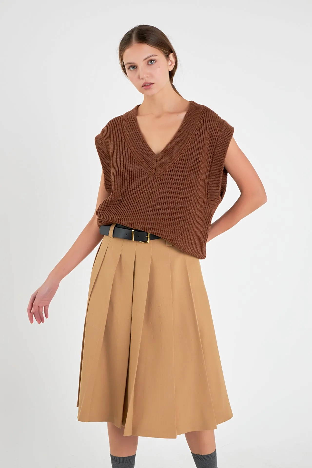 Low Waist Pleated Midi Skirt in Tan