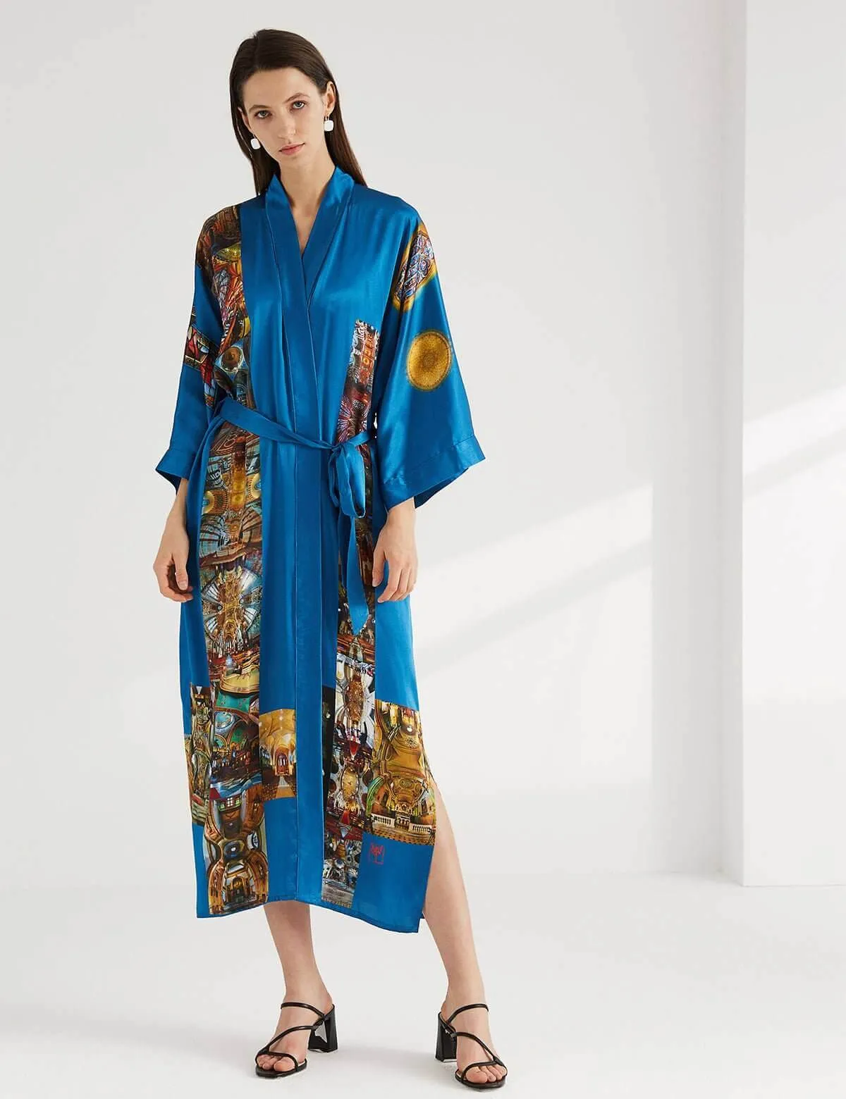 Paris Cathedral Kimono Robe