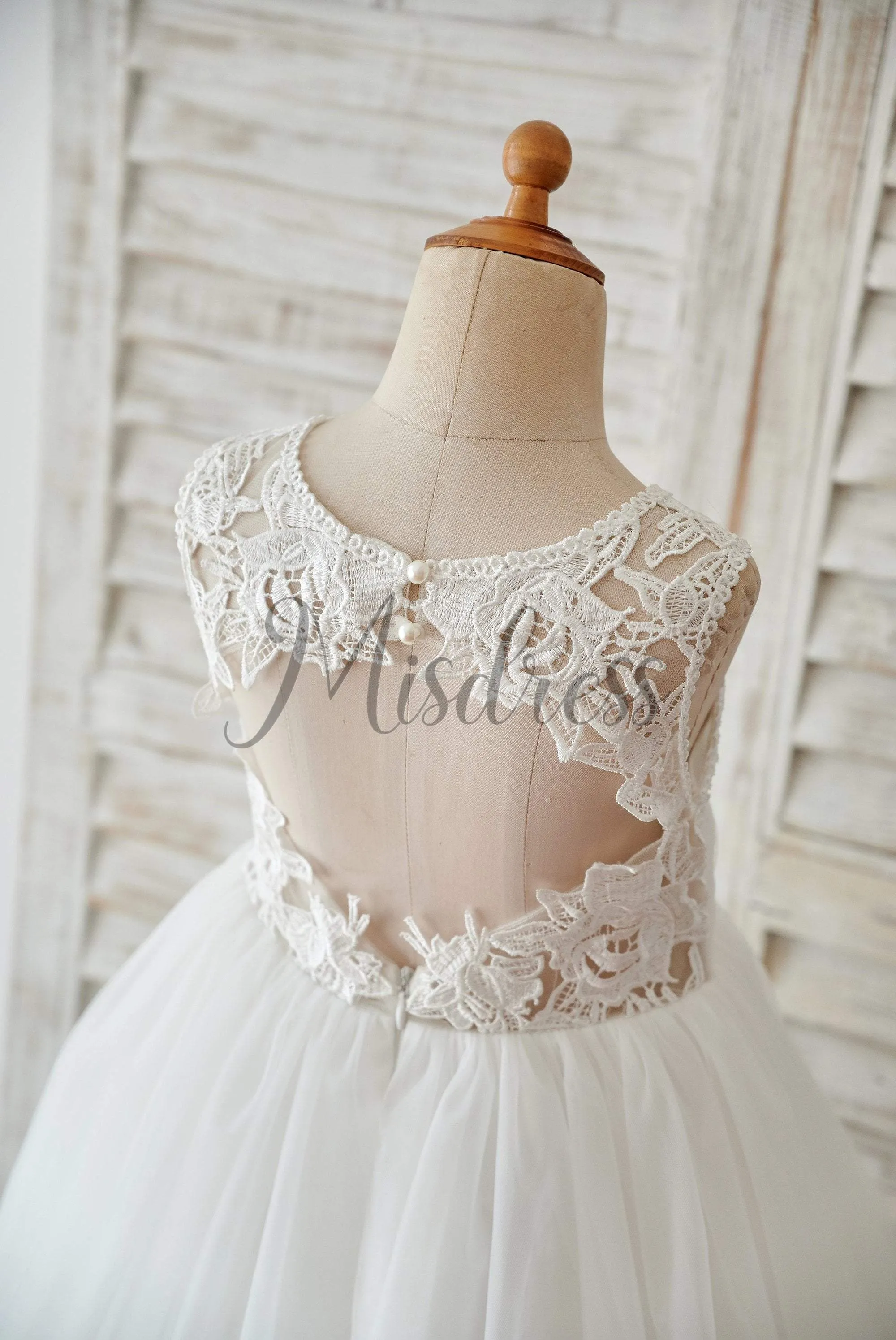 Princess Ivory Lace Tulle Keyhole Back Wedding Flower Girl Dress