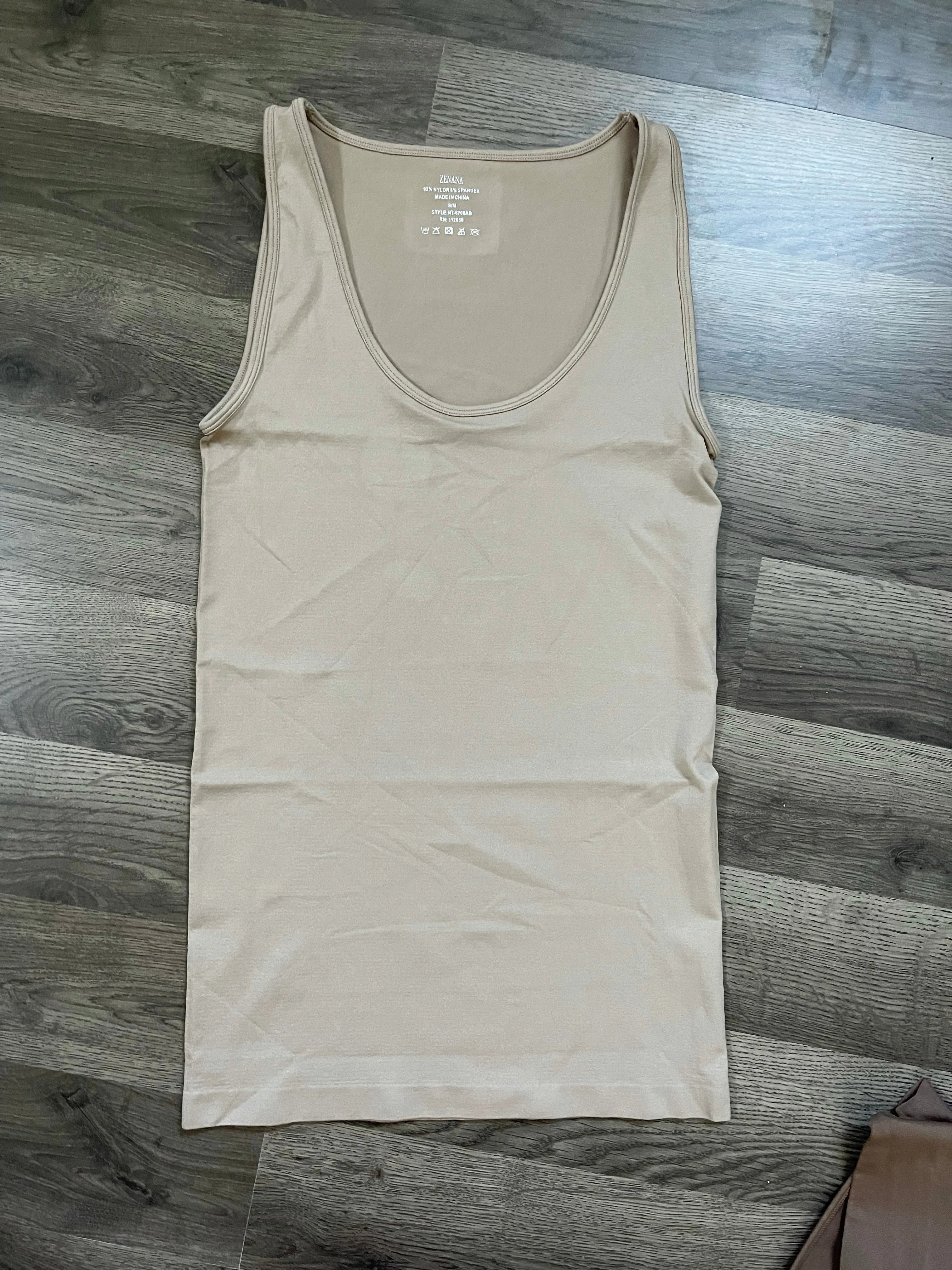 Scoop Neck Basic Tank