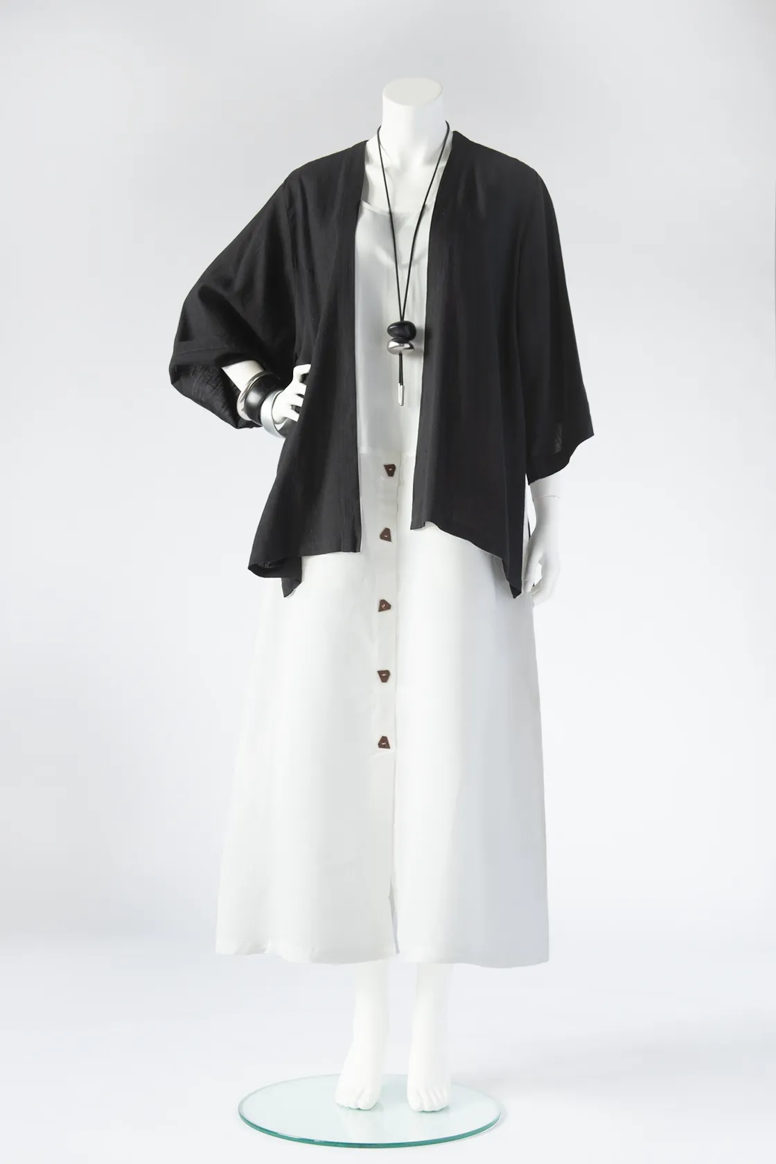 Short Kimono Jacket in Black Papyrus