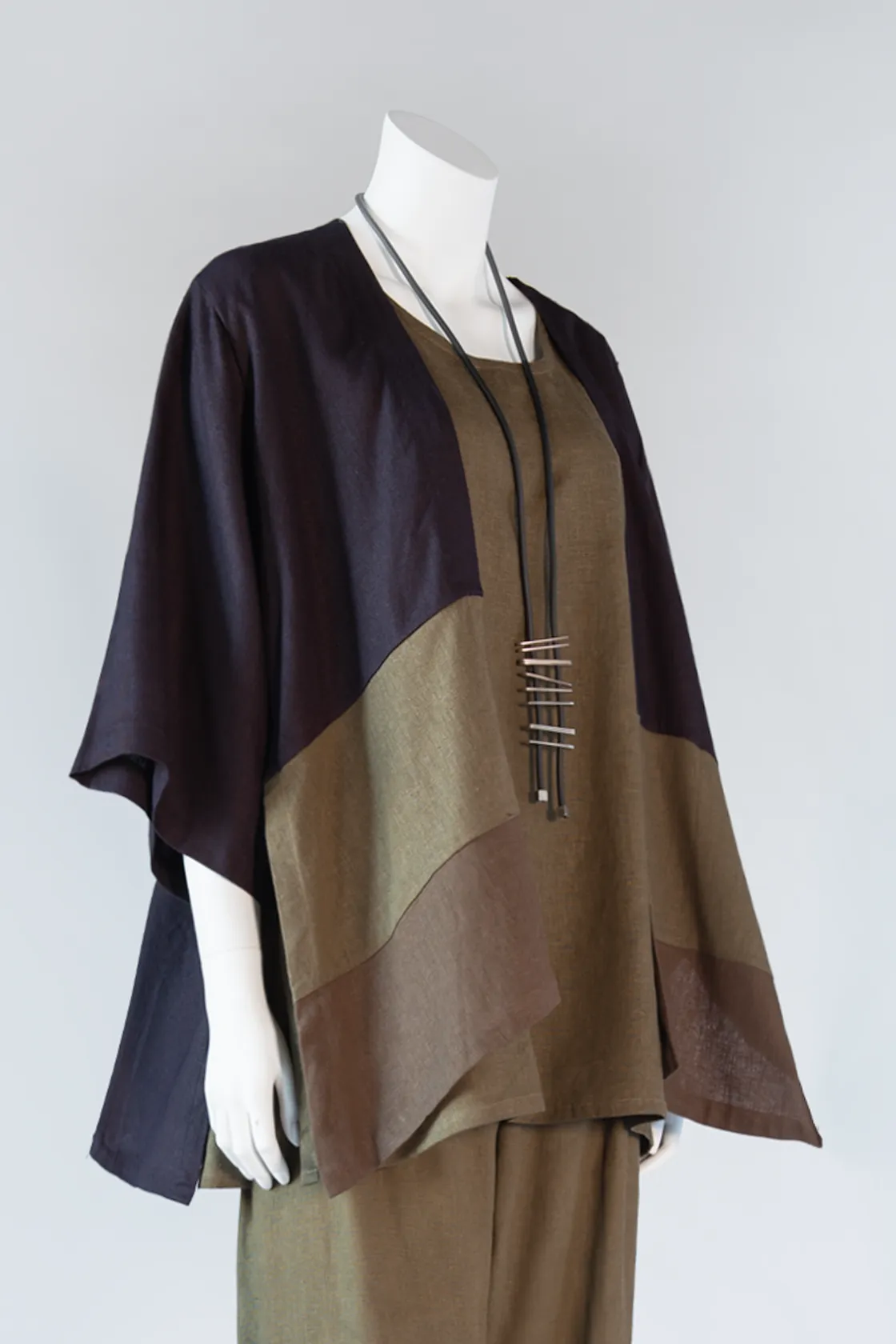 Short Kimono Jacket in Thyme/Aubergine/Nutmeg Roma