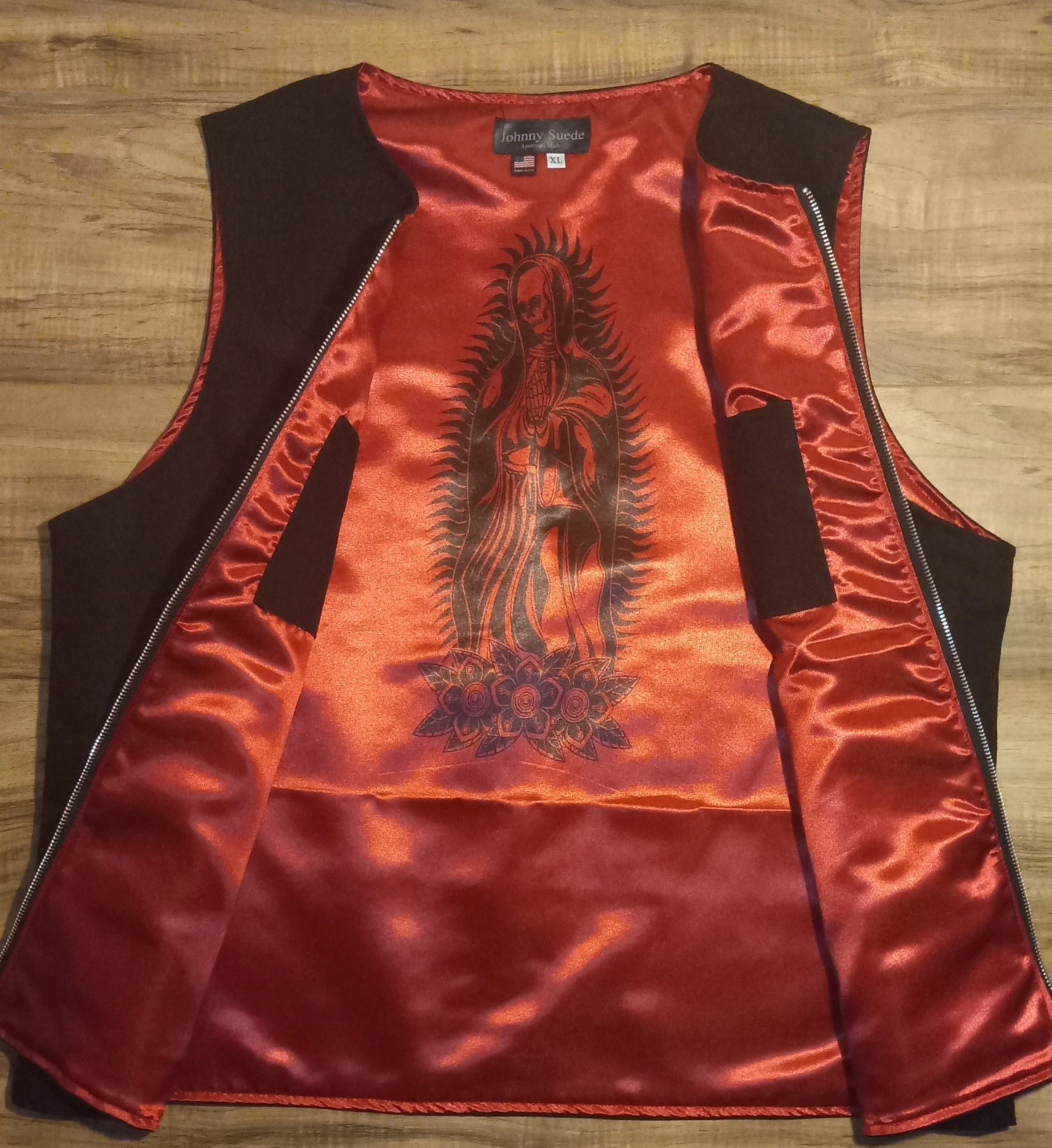 VEST - blk cranberry skull virgin