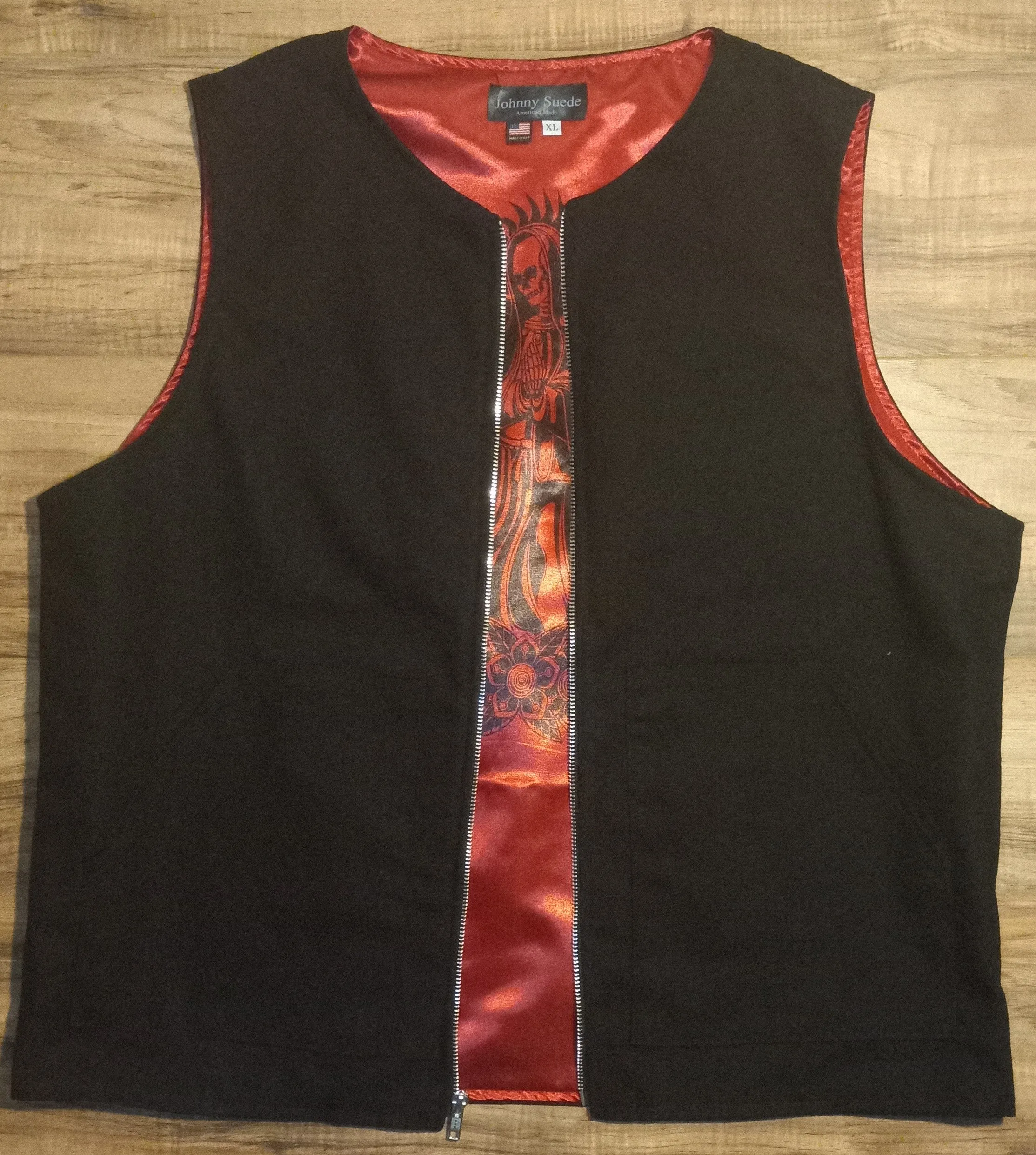 VEST - blk cranberry skull virgin