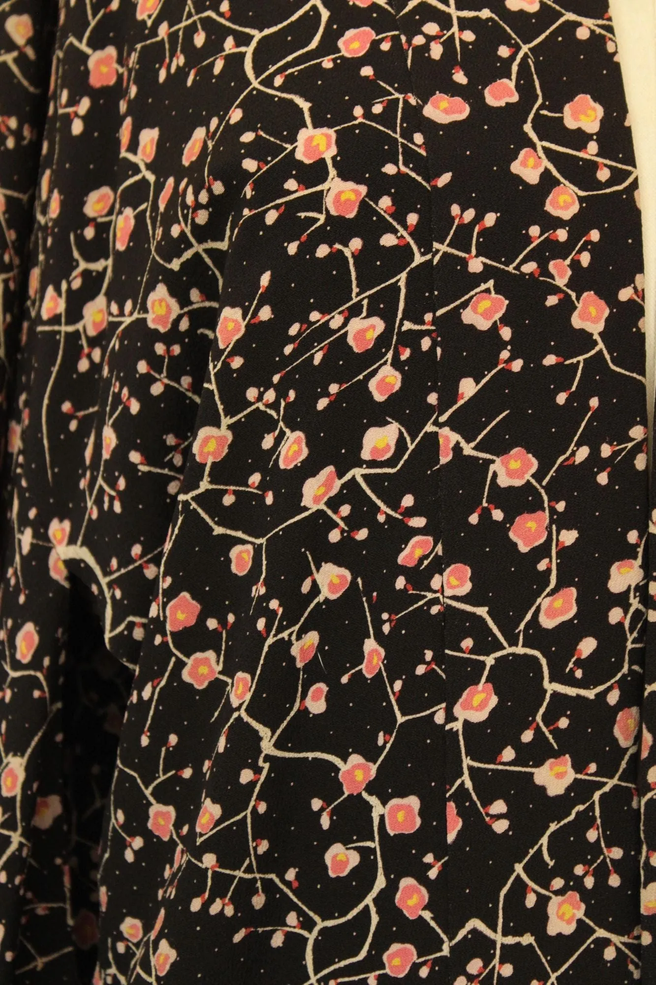 Vintage Women's Haori Kimono in Black with Floral Print