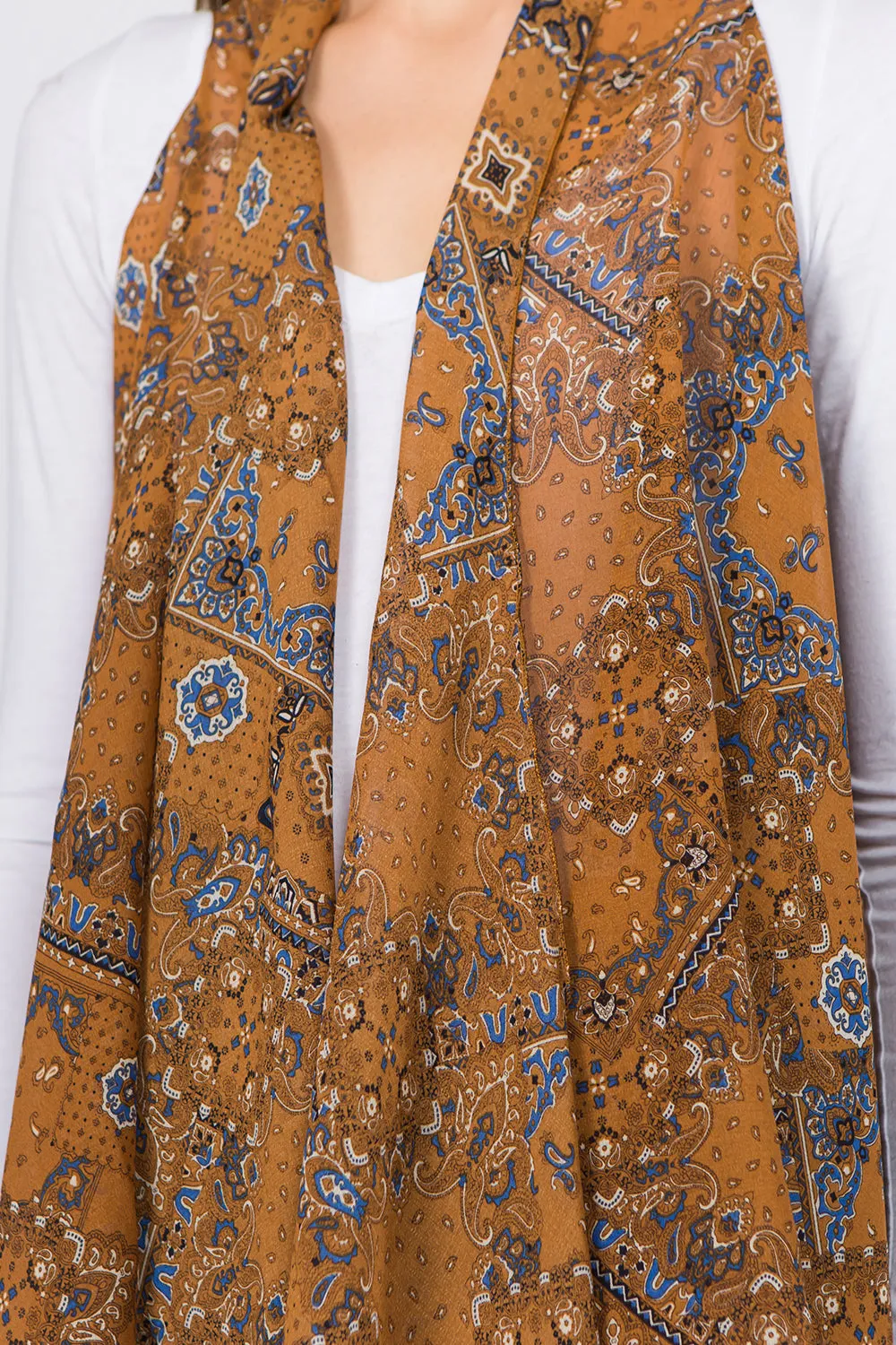 VP-8732 geometric paisley design vest